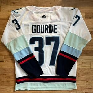Seattle Kraken Hockey Jersey. Yanni Goude #37